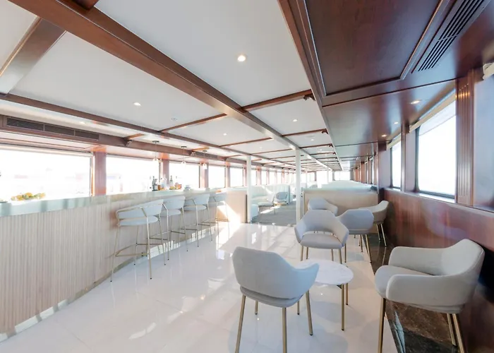 Costa do Sal Hotel Boat Lounge Aveiro